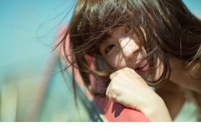淡淡伤感的一句话英文签名带翻译_easier